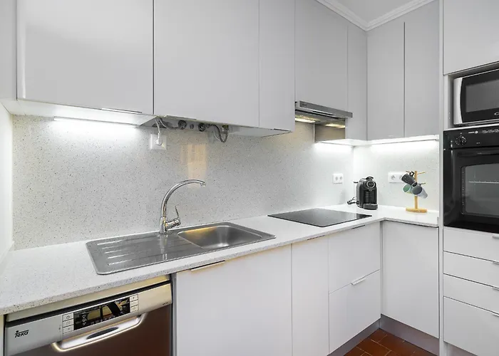 Apartment Amendoeiras Family *