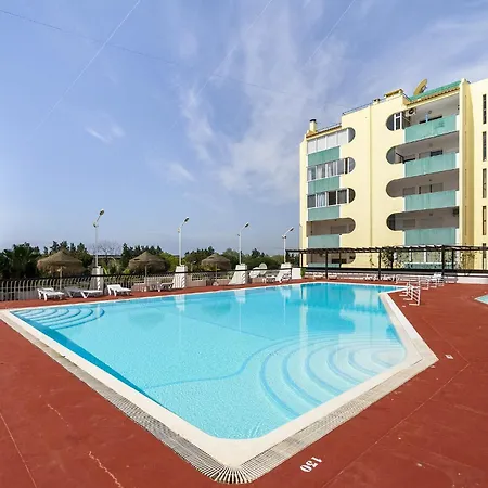 Amendoeiras Family Apartamento *