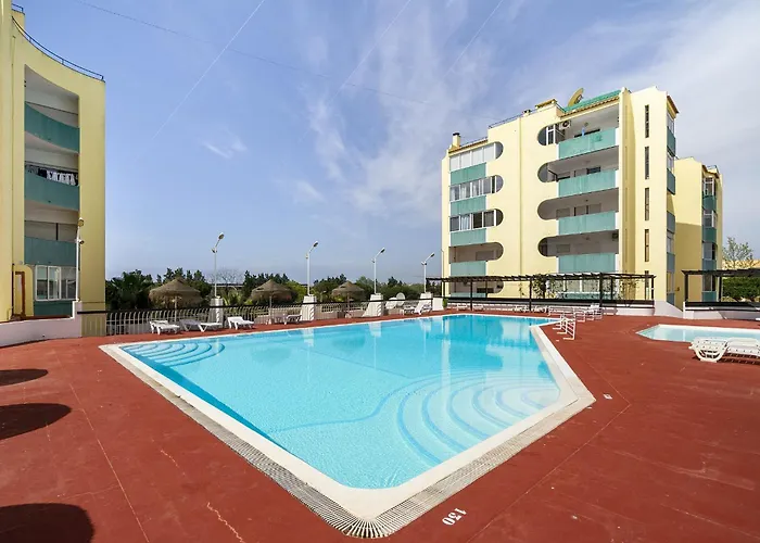 Amendoeiras Family Apartamento *