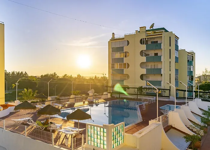 Apartament Amendoeiras Family