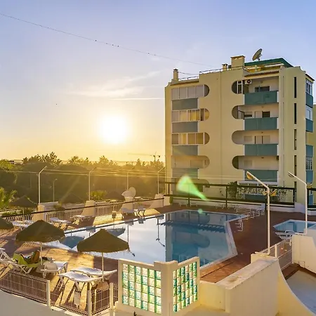 Apartamento Amendoeiras Family Quarteira